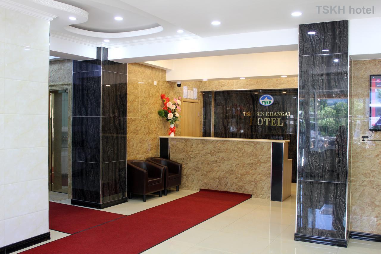 Tsetsen Khangai Hotel Oelan-bator Buitenkant foto