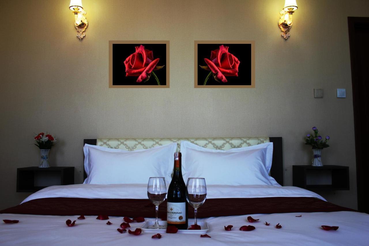Tsetsen Khangai Hotel Oelan-bator Buitenkant foto